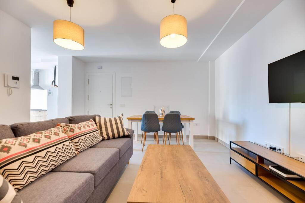 Apartamento Lxr Lombok 2Hab Junto Al Mar Fuengirola Exterior foto